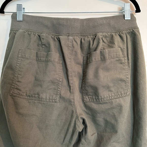 GAP Joggers - Picture 3 of 3